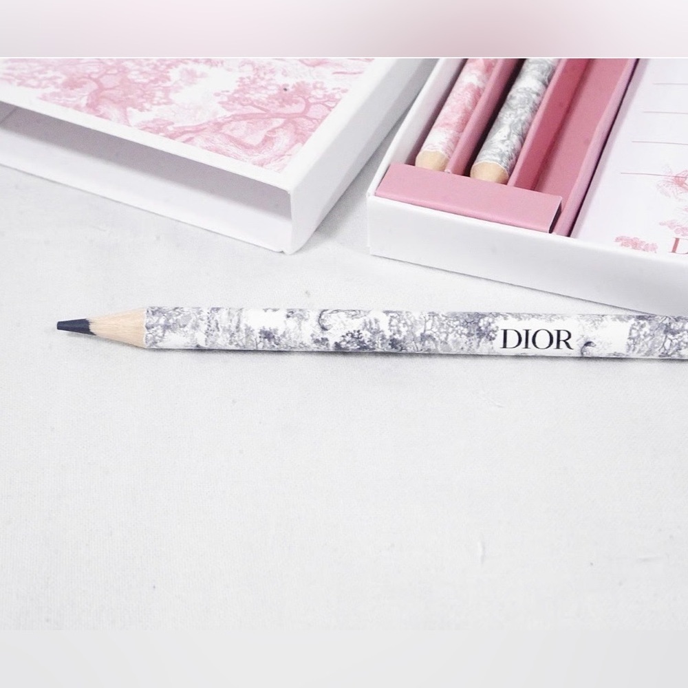 Dior Pink and White Stationary Set - Picture 3 of 3